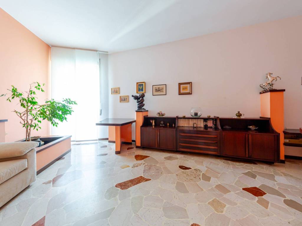 Appartamento a Sesto san giovanni in Viale Italia, 227 - Foto 4