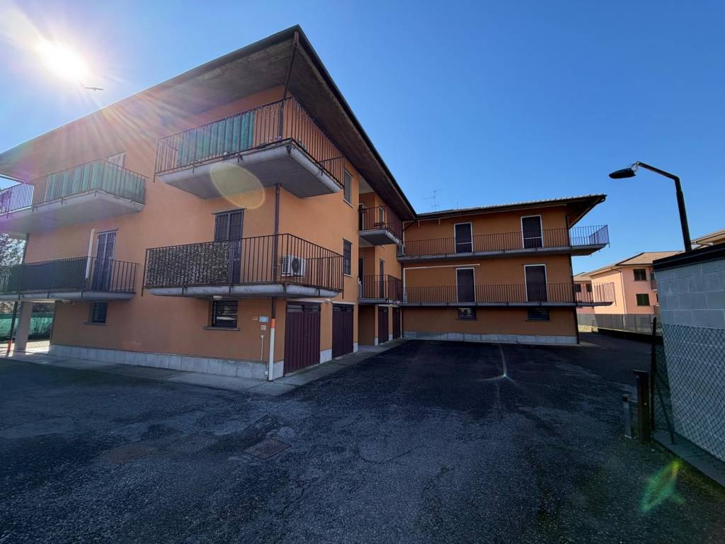 Appartamento a Vidigulfo in Via Roma, 116 - Foto 2