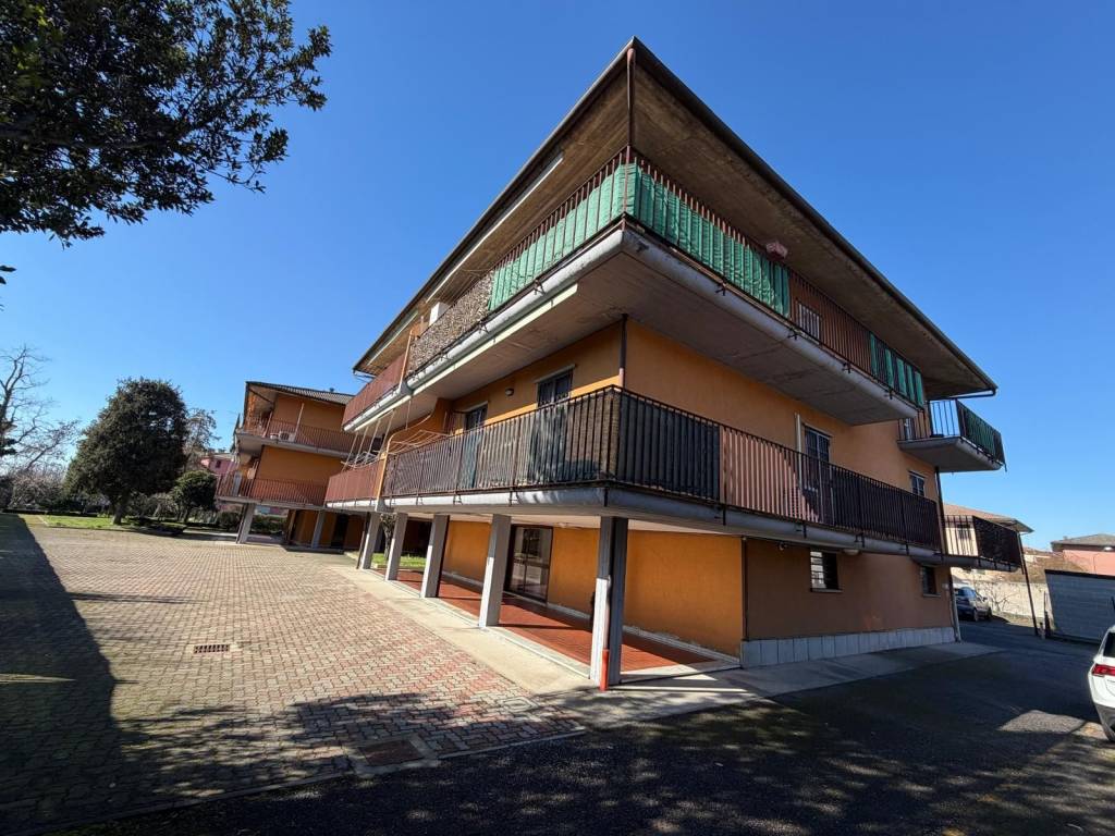 Appartamento a Vidigulfo in Via Roma, 116 - Foto 3