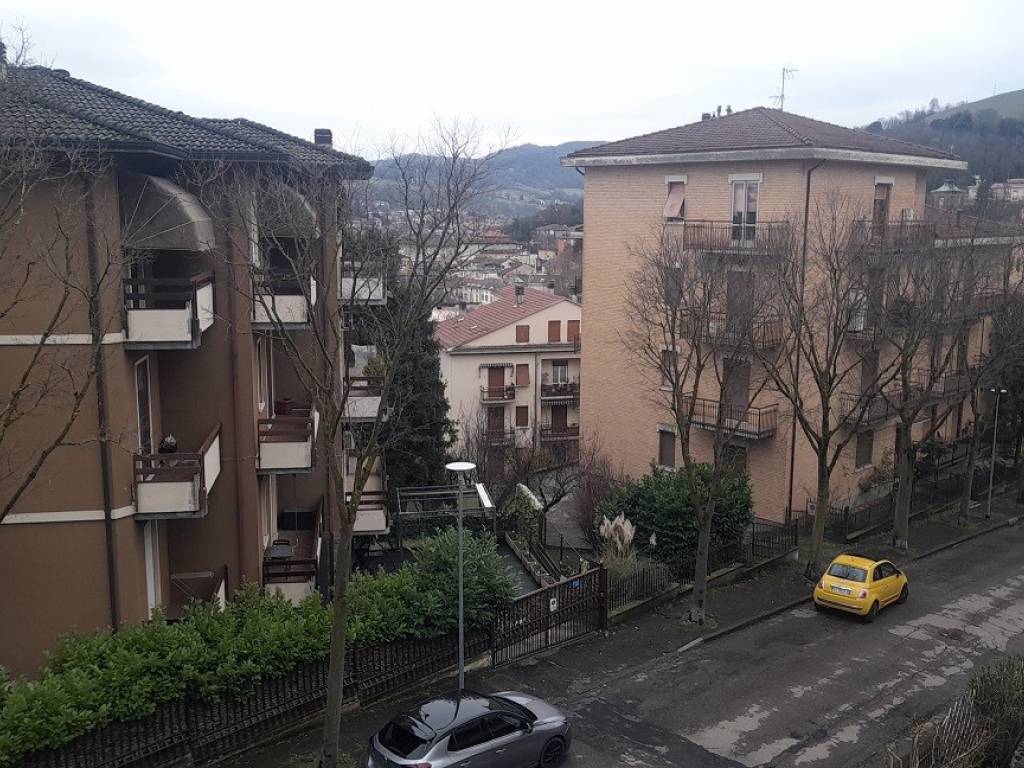 Appartamento a Salsomaggiore terme in Via Massimo d'Azeglio, 21 - Foto 3