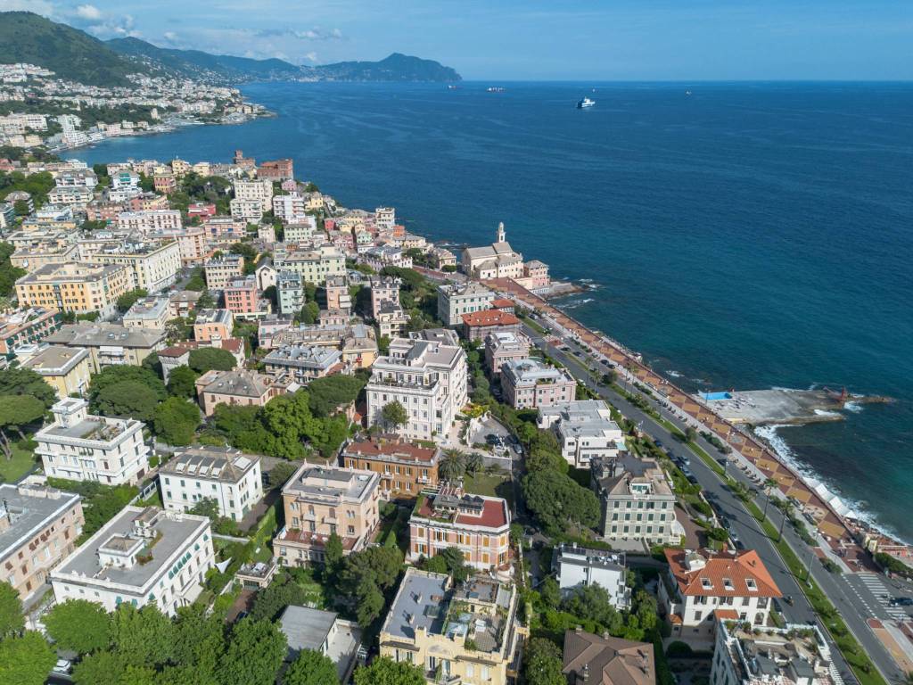 Appartamento a Genova in Via Luigi Mercantini - Foto 3