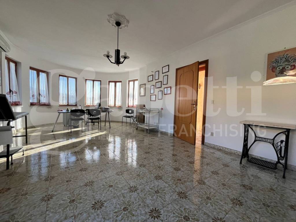 Villa a Pietramelara in Via Giacomo Matteotti - Foto 3