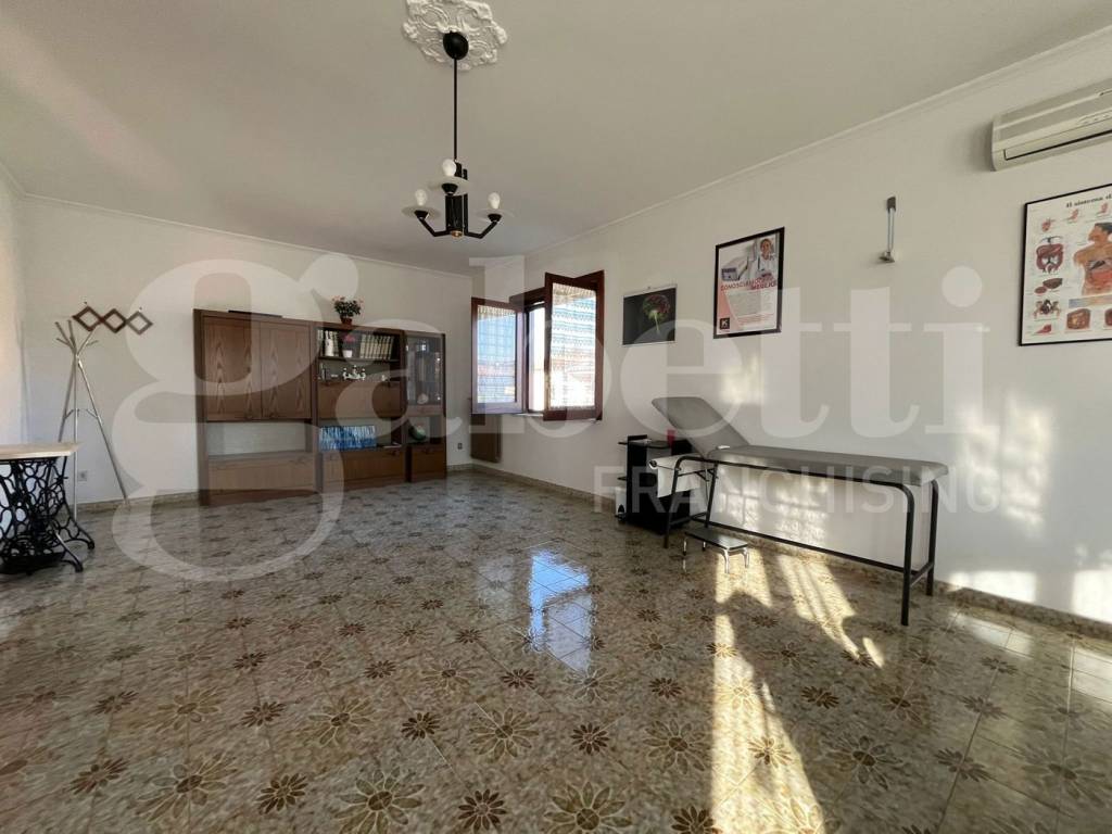 Villa a Pietramelara in Via Giacomo Matteotti - Foto 4