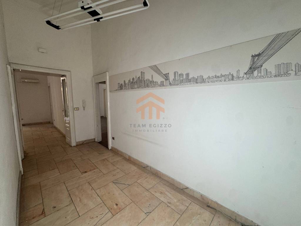 Appartamento a Napoli in Via Santa Lucia - Foto 4
