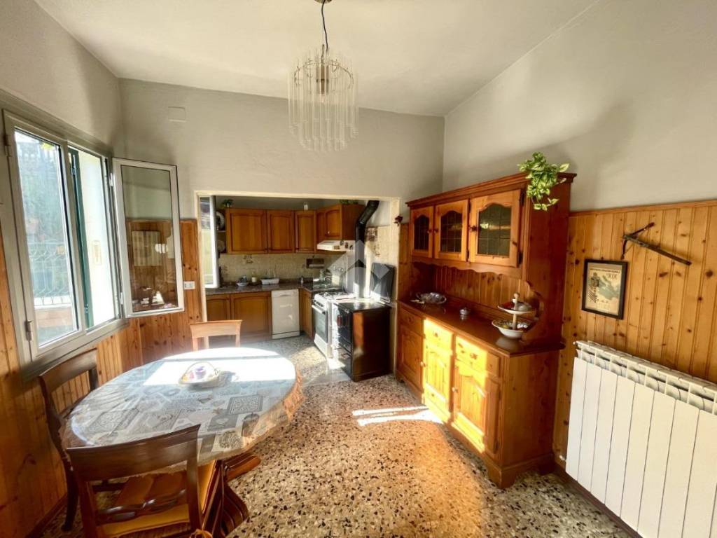 Casa indipendente a Caravonica in Via Colle S. Bortolomeo, 46 - Foto 2