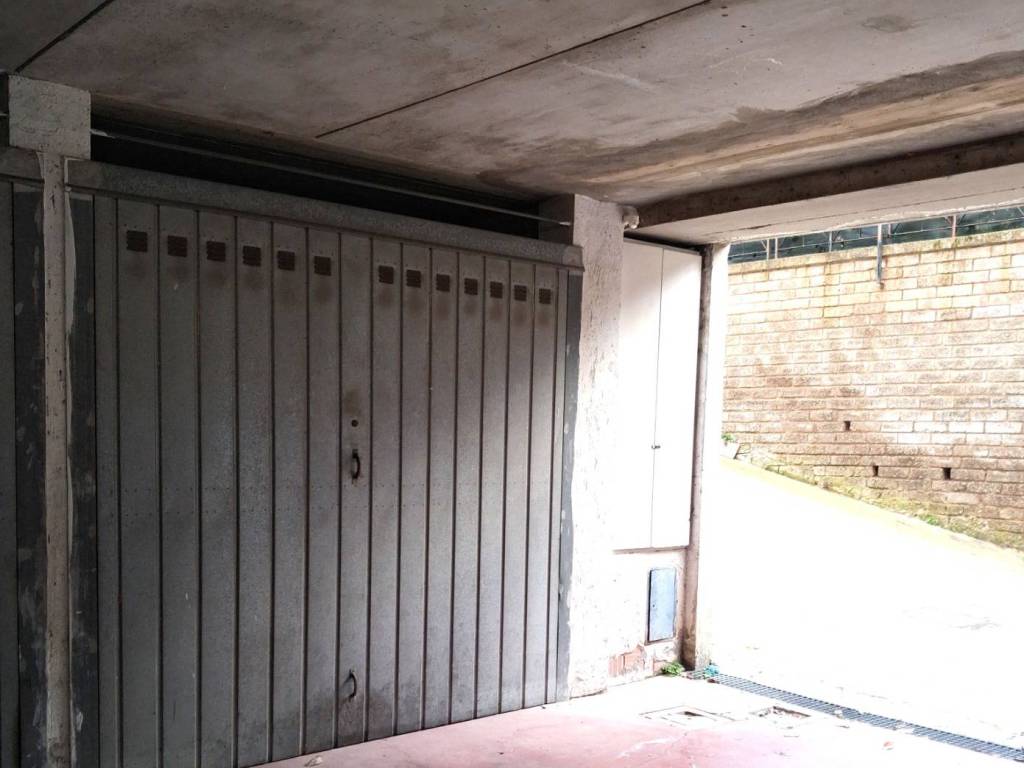 Box / garage a Genzano di roma in Via Giuseppe Pellegrino - Foto 2