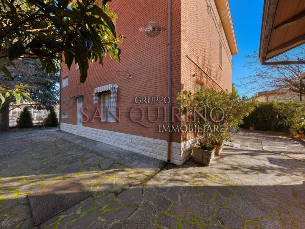 Villa a Maranello in Via Vignola, 66 - Foto 2