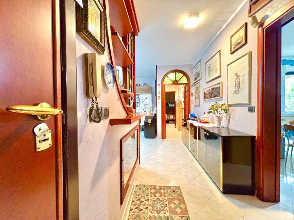 Appartamento a Bari in VIA LORENZO PEROSI - Foto 2