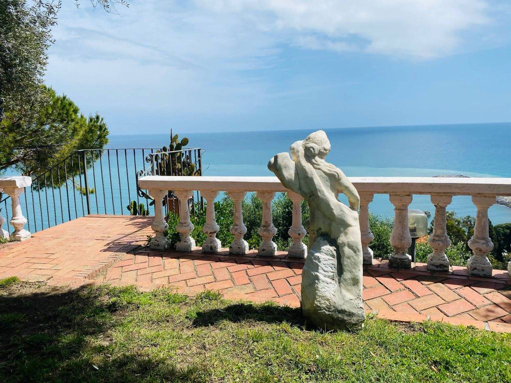 Villa a Diano marina in Via Aurelia, 51 - Foto 3