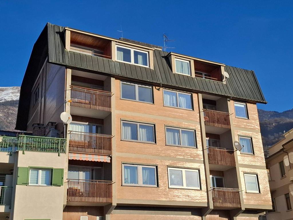 Appartamento a Saint-vincent in Via A. Vuillerminaz, 1 - Foto 2