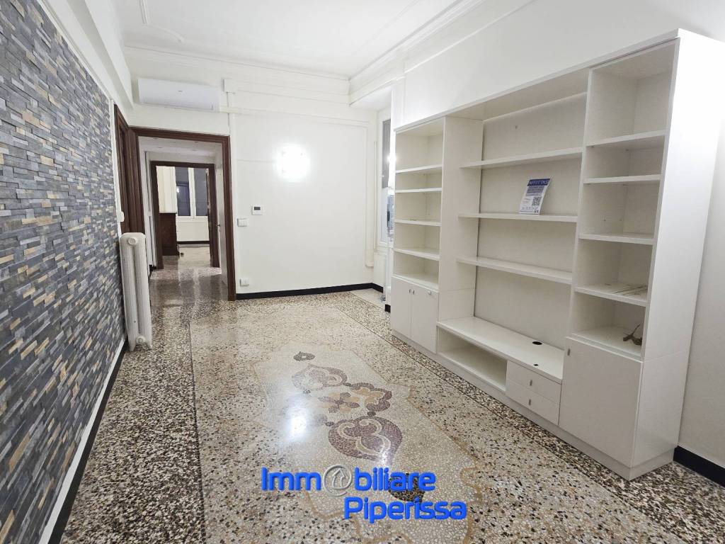 Appartamento a Genova in Corso Andrea Podestà, 5 - Foto 2