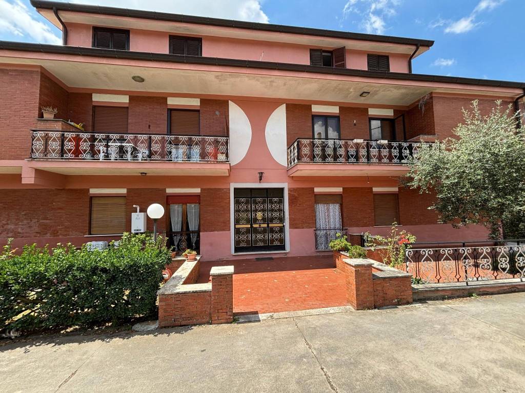 Appartamento a Genzano di roma in Viale Francia - Foto 4