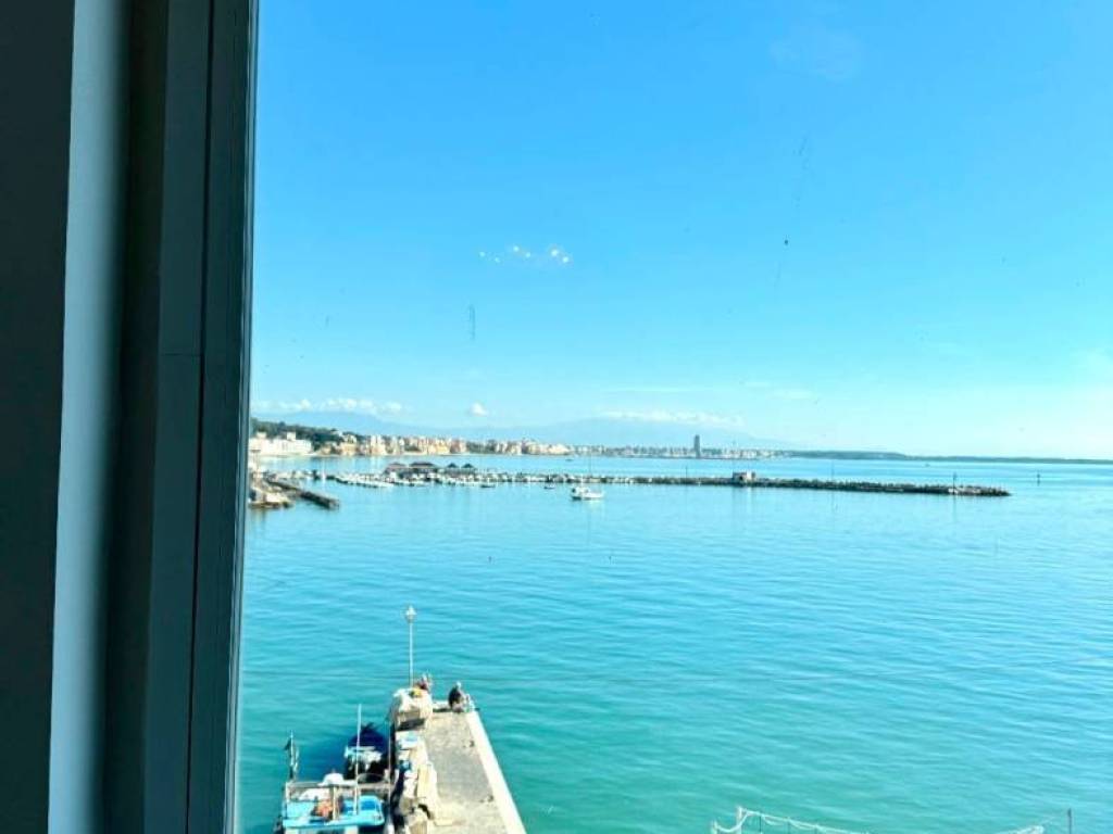 Appartamento a Anzio in Via Porto Innocenziano - Foto 4