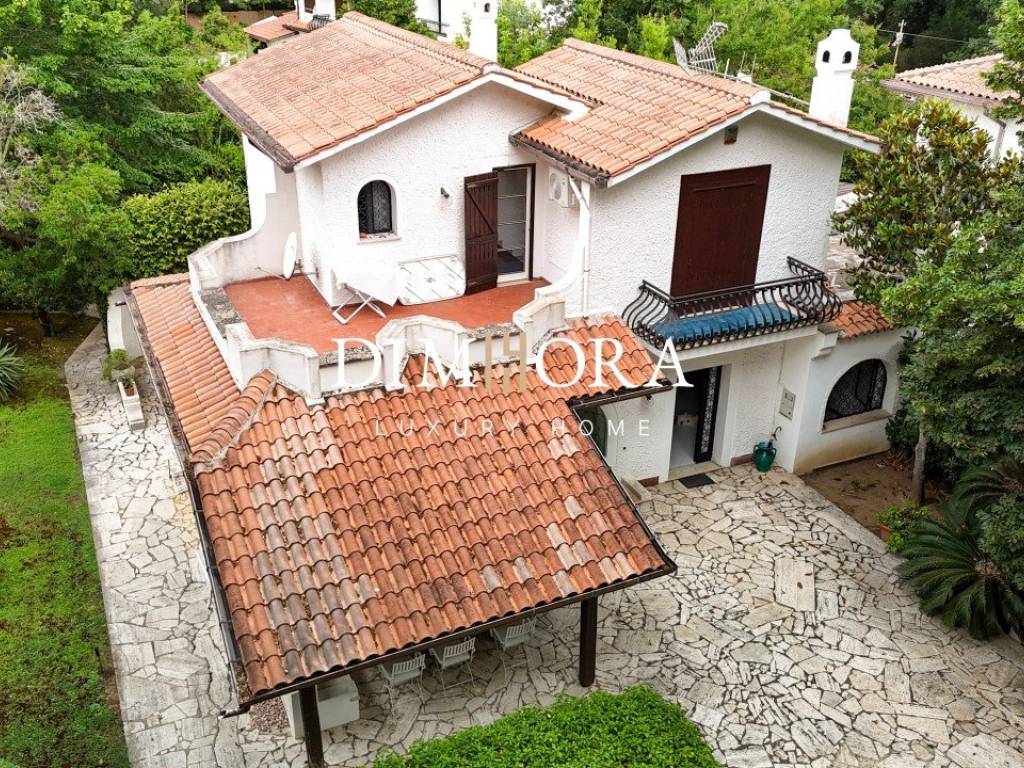 Villa a Sabaudia in Via della Darsena Verde, 2 - Foto 3