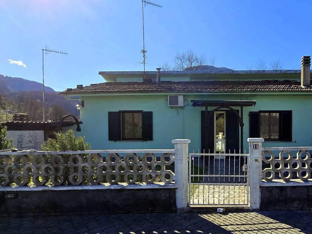 Villa a Barga - Foto 3