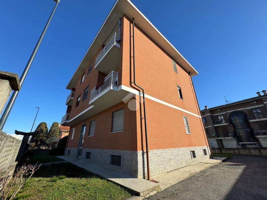 Appartamento a Leinì in Via General Perotti, 6 - Foto 4