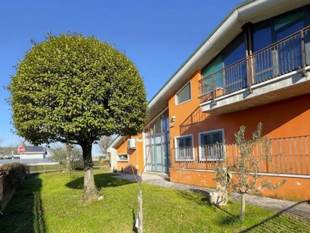 Villa a Mozzecane in Via Salvo D'Acquisto - Foto 4