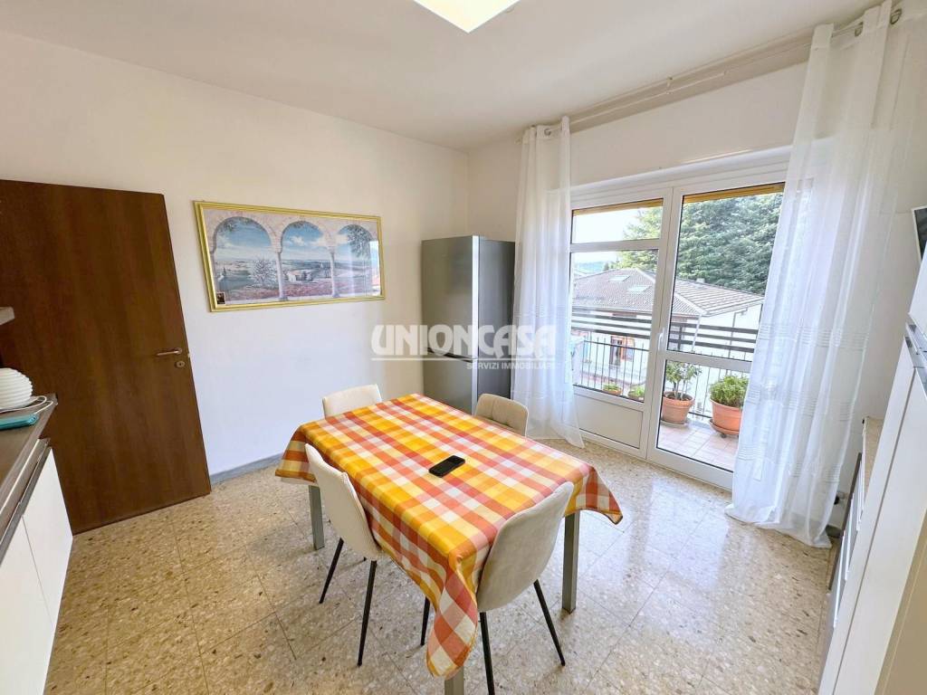 Appartamento a Vedano olona in Via Giuseppe Garibaldi - Foto 4