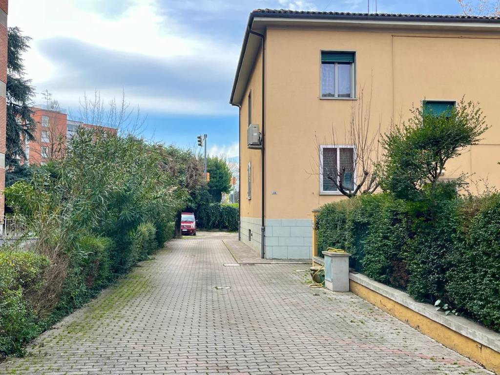 Appartamento a Bologna in Via Armando Spadini - Foto 2