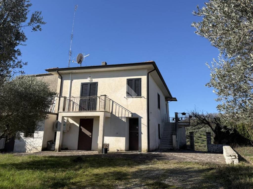 Casa indipendente a Atina in Via Colle Cimento - Foto 3