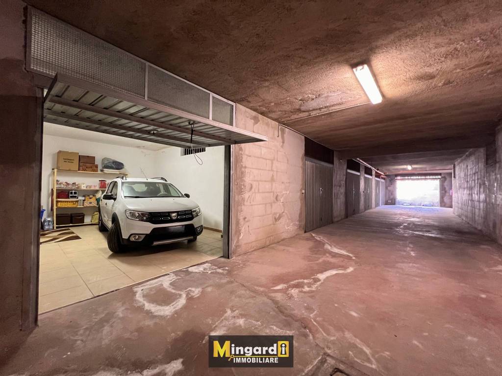 Box / garage a Nettuno in Via Ischia, 26 - Foto 3