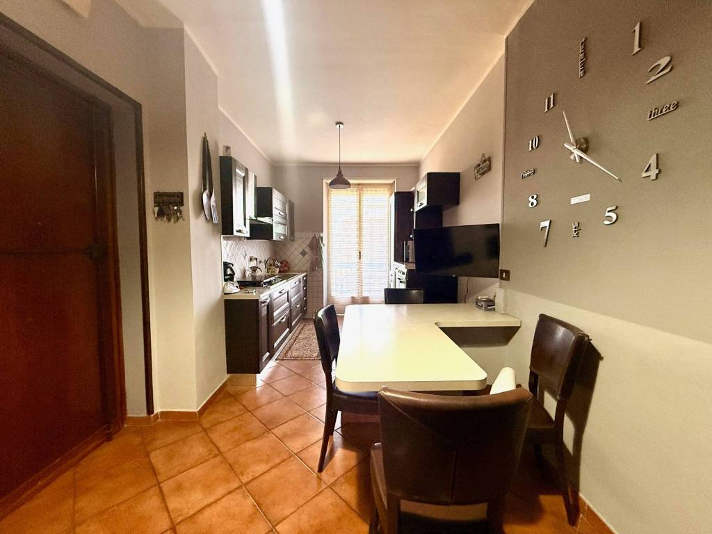 Appartamento a Carmagnola in Via Luigi Einaudi, 5 - Foto 2