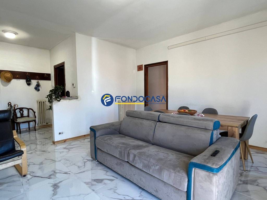 Appartamento a Carnate in Via Lorenzo Banfi, 13 - Foto 5