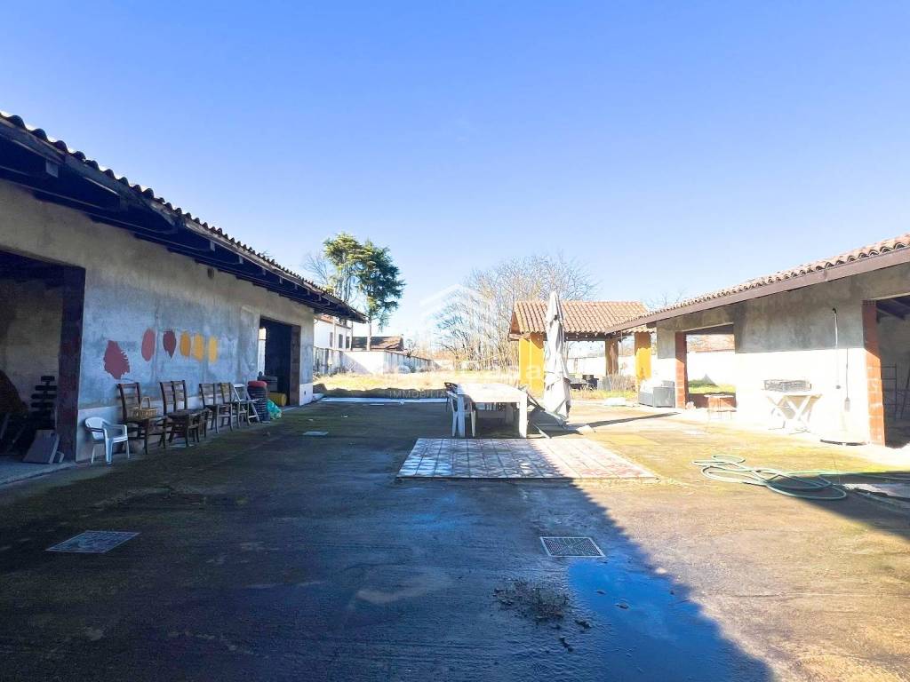Rustico / casale a Vigevano in Via Morsella, 61 - Foto 4