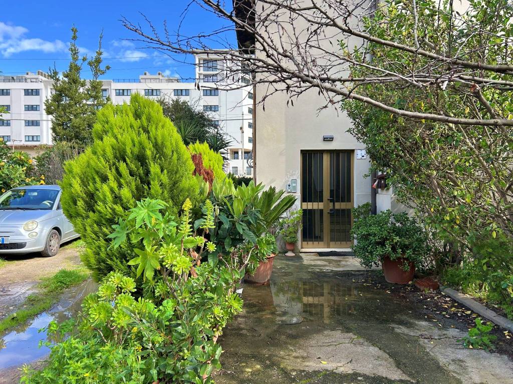 Appartamento a Cagliari in Via Mincio, 3 - Foto 4