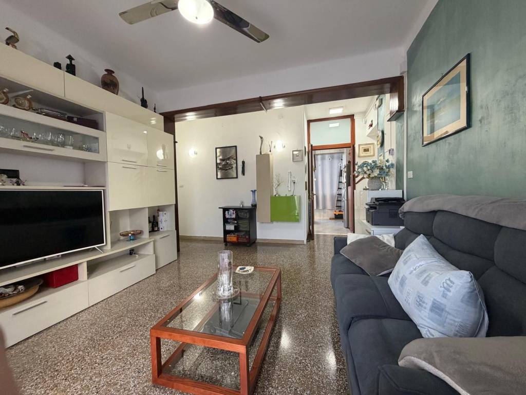 Appartamento a Taranto in Via Lago d'Iseo - Foto 4