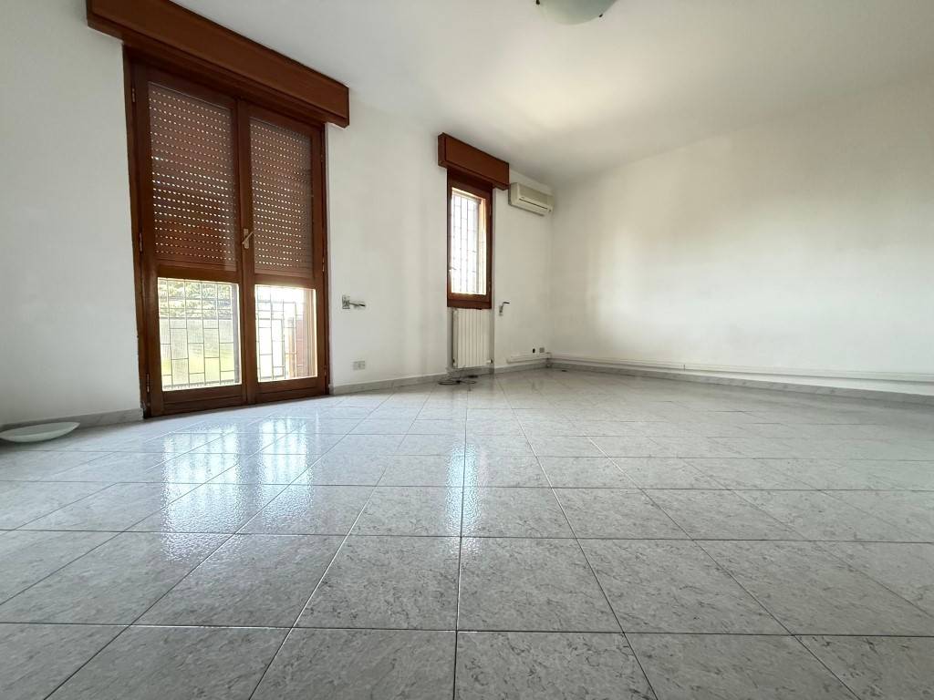Appartamento a Paullo in Via Emilio Alessandrini - Foto 4