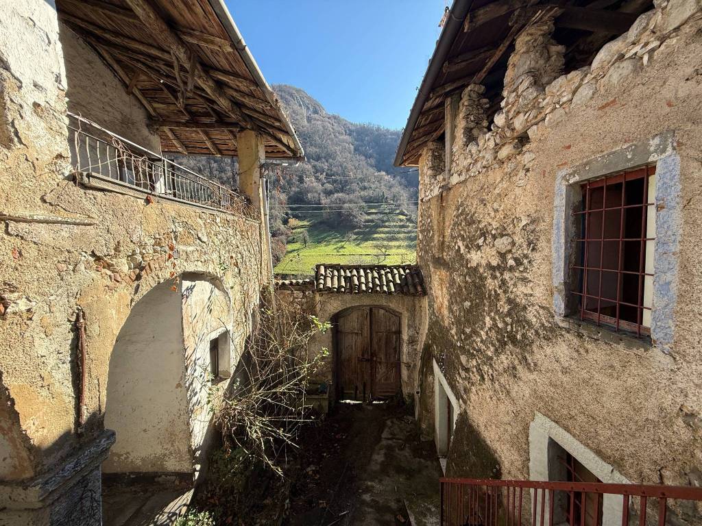 Casa indipendente a Adrara san martino in Via Villanova - Foto 5