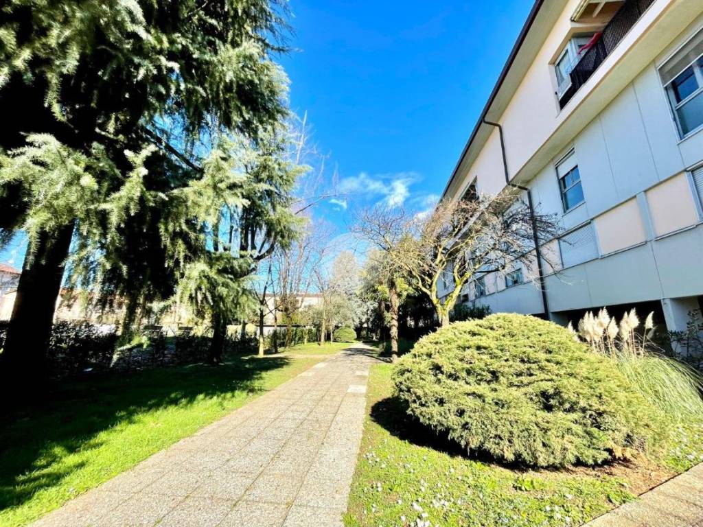 Appartamento a Monza in Via Goffredo Mameli, 7 - Foto 2