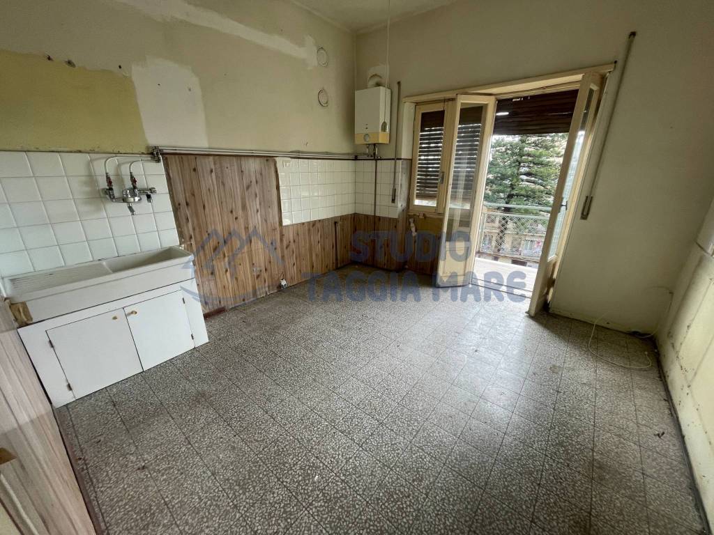 Appartamento a Taggia in Via Paolo Boselli - Foto 3