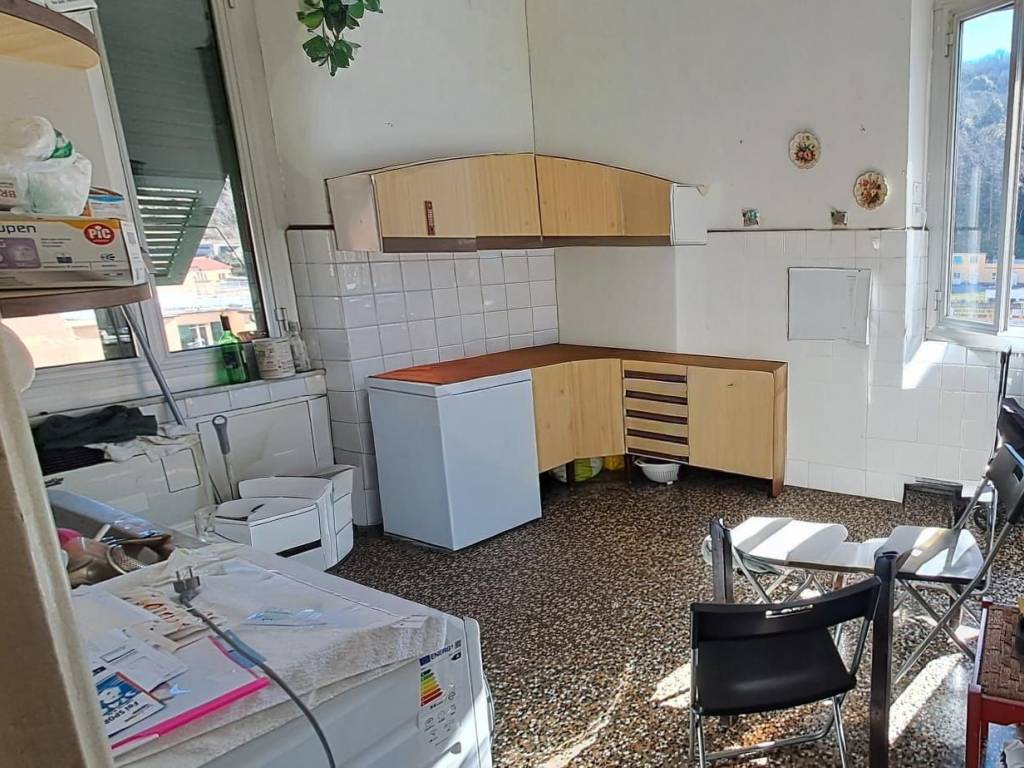Appartamento a Genova in Via Faliero Vezzani - Foto 4