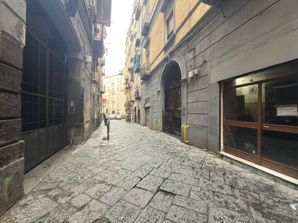 Appartamento a Napoli in Vico della Serpe, 17 - Foto 4