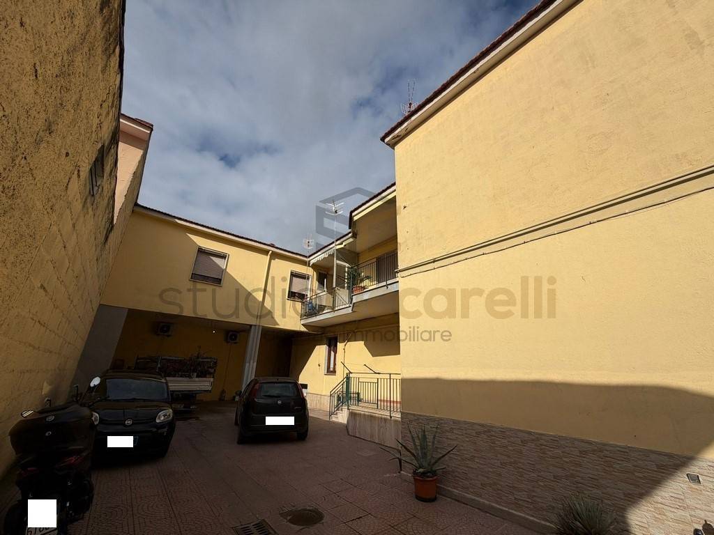 Casa indipendente a Giugliano in campania in Via Giardini - Foto 2