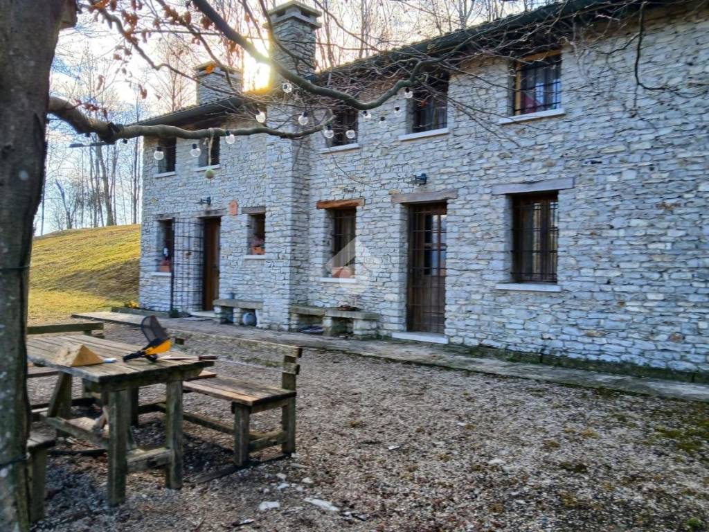 Villa a Pederobba in Via Monfenera - Foto 2
