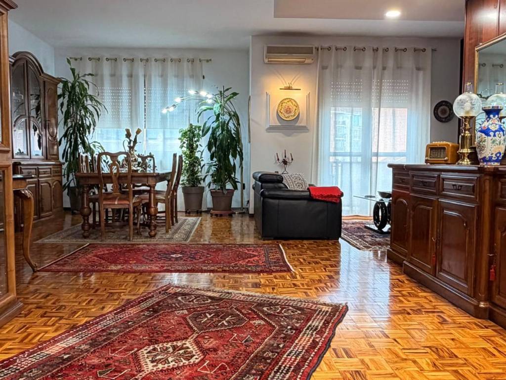 Appartamento a Torino in Via Giovanni Zambelli, 7 - Foto 5