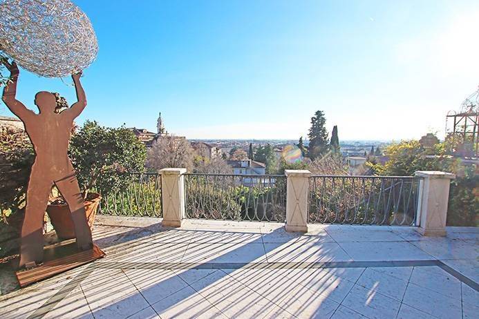 Casa indipendente a Bergamo in viale Vittorio emanuele - Foto 2