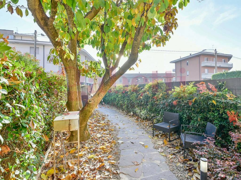 Appartamento a Cantù in Viale Italia , . - Foto 2
