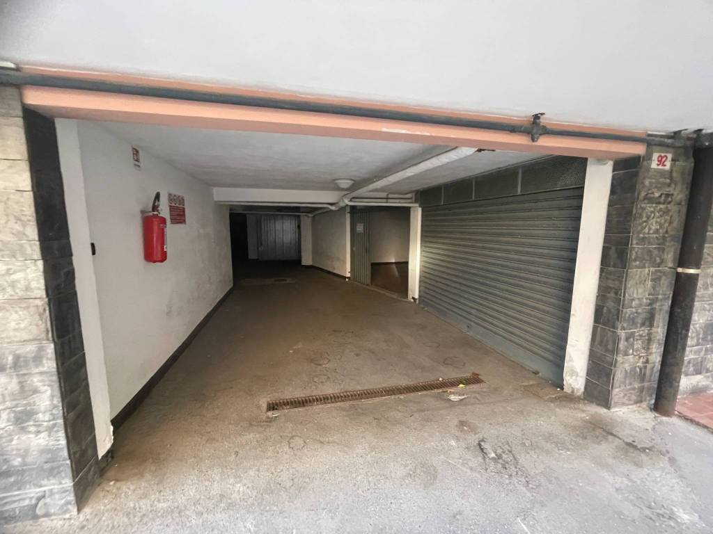 Box / garage a Genova in Via Amerigo Vespucci - Foto 2