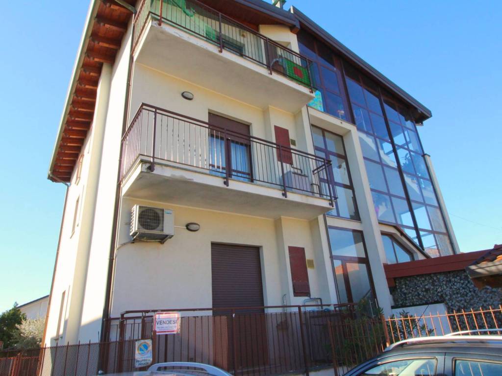 Appartamento a Limbiate in Via Trieste, 70 - Foto 3
