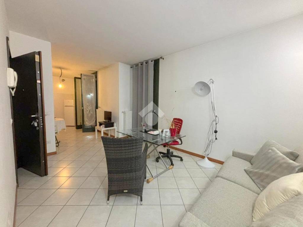 Appartamento a Rho in Via Bruno Buozzi, 7 - Foto 3