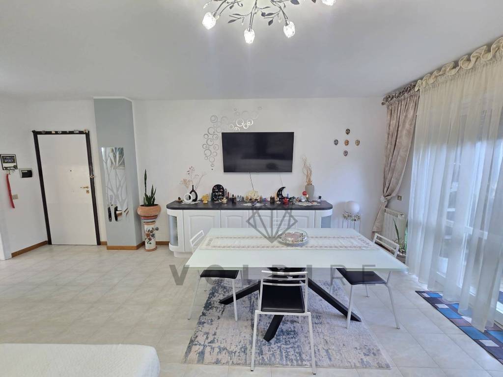 Attico / mansarda a Perugia in Via Luigi Catanelli, 120 - Foto 5