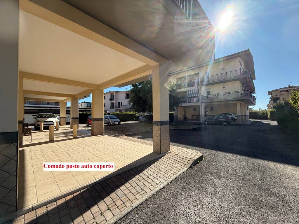 Appartamento a Fondi in Via Olbia - Foto 2