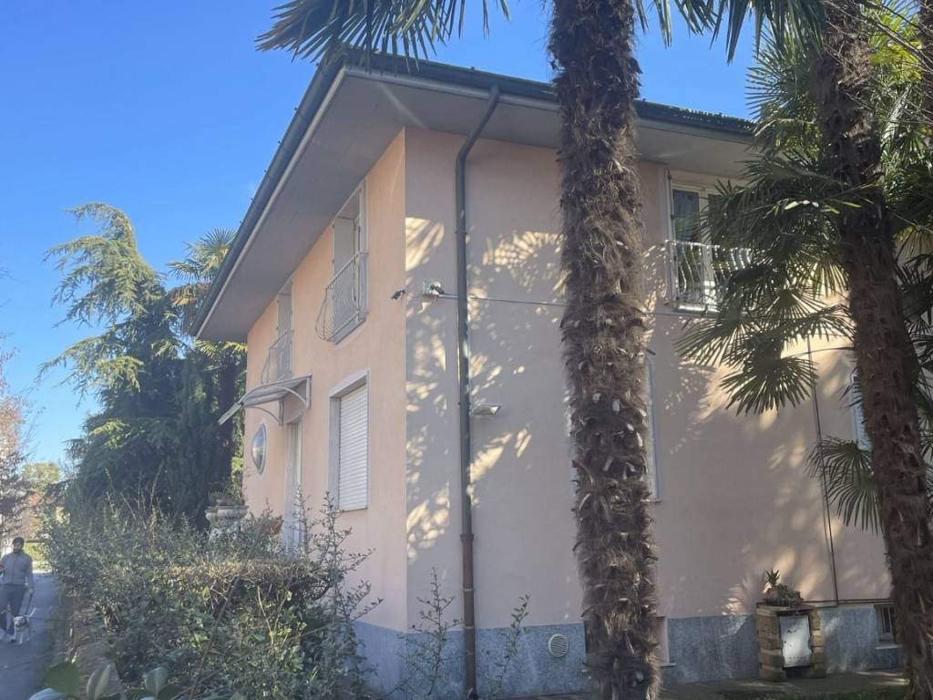 Villa a Romano di lombardia in Viale Montecatini - Foto 2