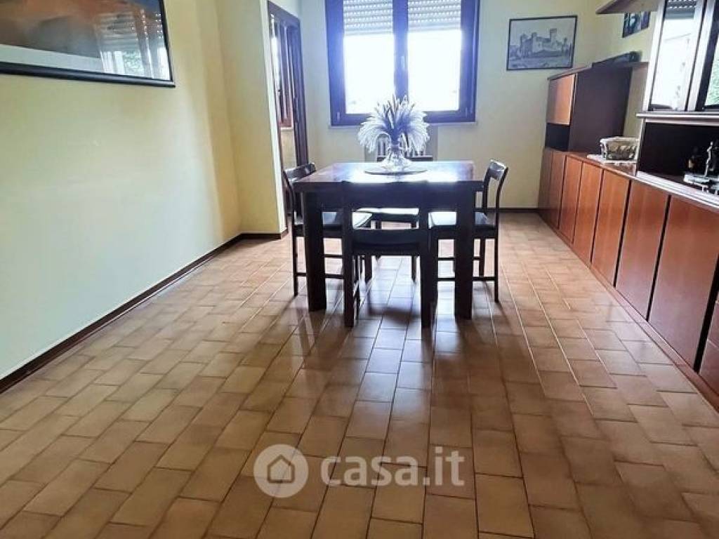 Appartamento a Vignola in Viale Giuseppe Mazzini - Foto 4