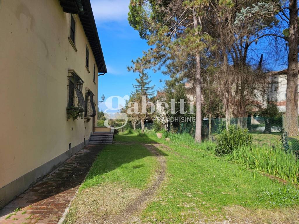 Rustico / casale a Scandicci in Piazza John Fitzgerald Kennedy - Foto 2