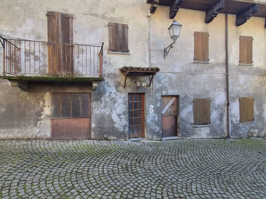 Casa indipendente a Montemagno in Piazza San Martino, 19 - Foto 2